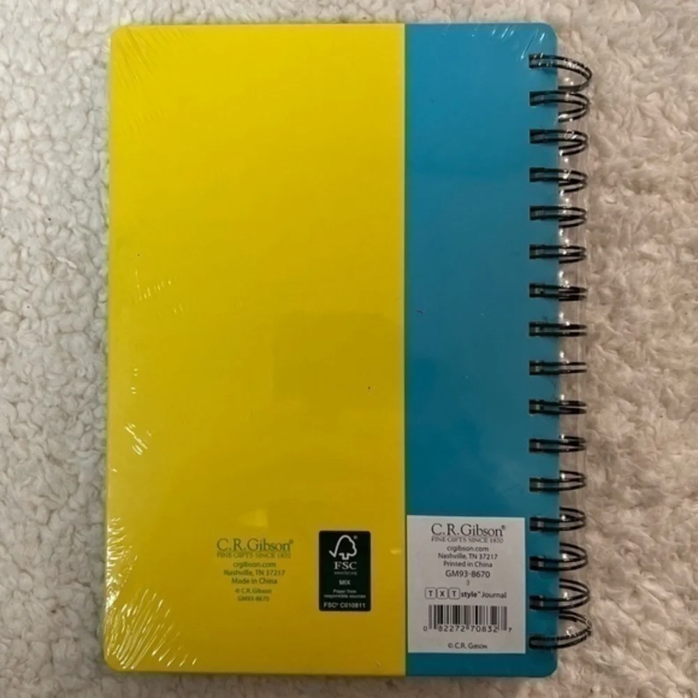 ☀️2/$14☀️C.R.Gibson “TXT Style” Ruled Page Journal